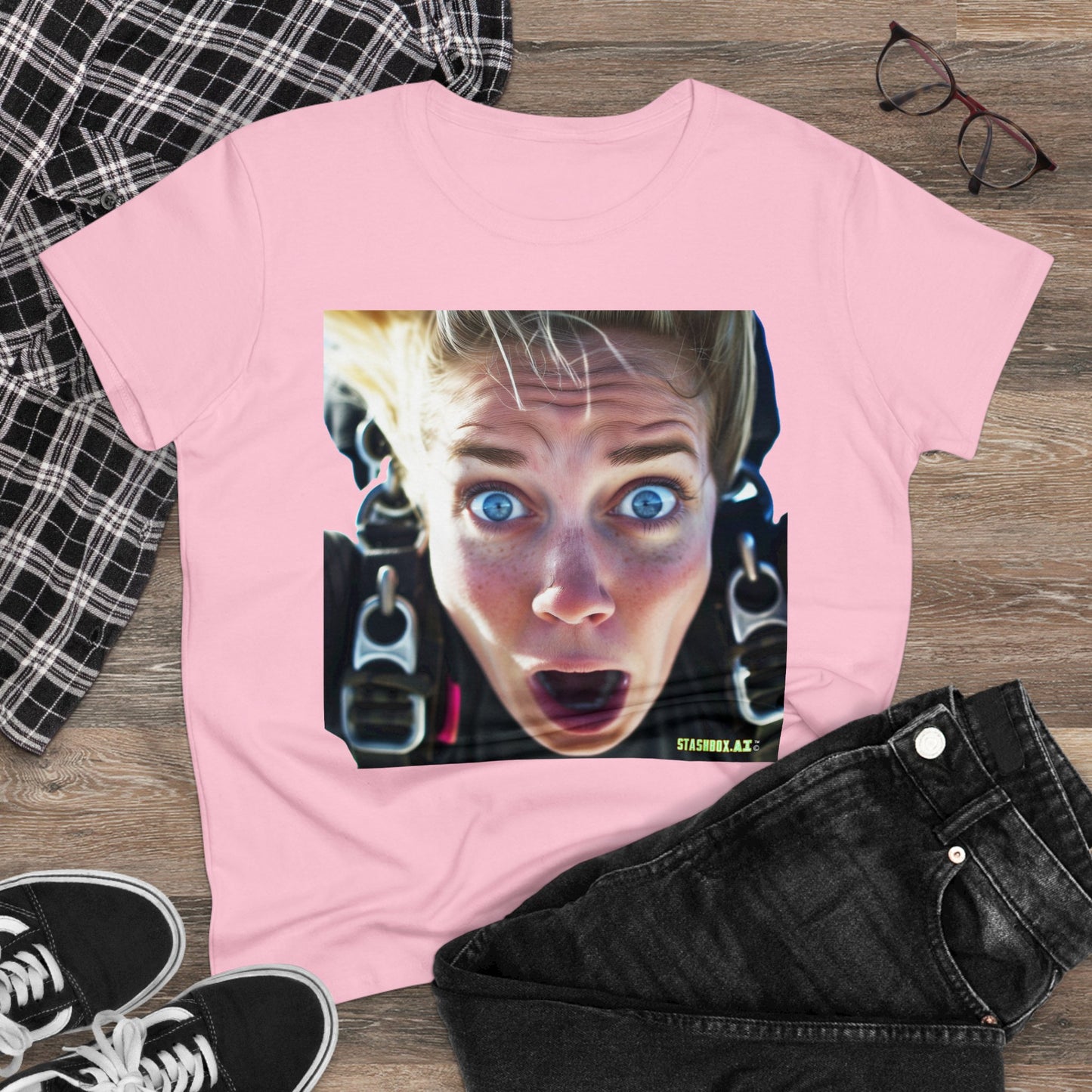 Women's Midweight Cotton Tshirt Terrified Skydiver Close Up 023